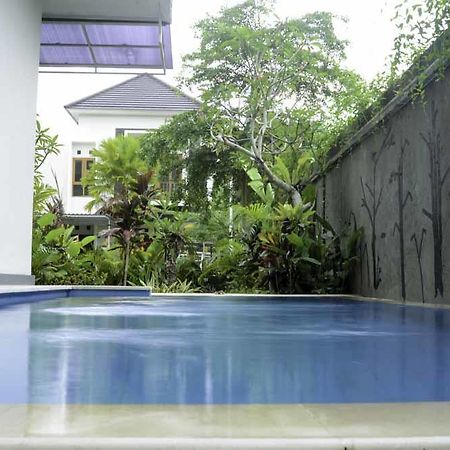 Beluran Serene Guesthouse Tabanan  Luaran gambar